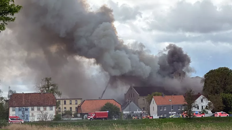 Brand: Großbrand in Chemie-Fabrik