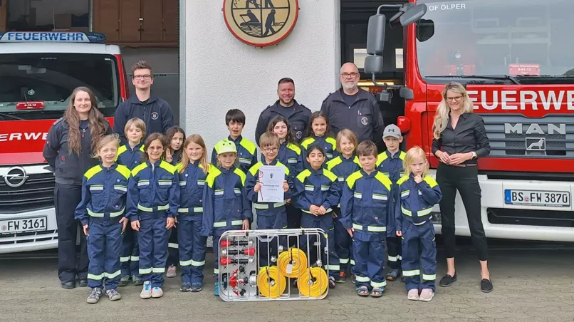 Neue Ausstattung für die Kinderfeuerwehr Ölper