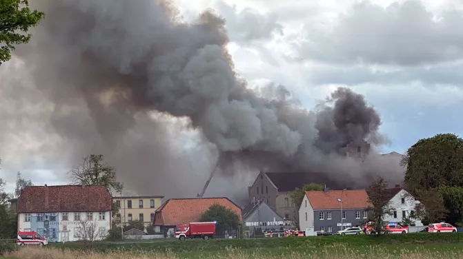 Brand: Großbrand in Chemie-Fabrik